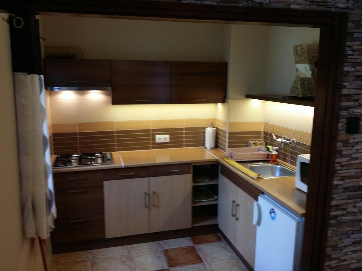 Rozsa Apartman 2 Alsóörs Buitenkant foto