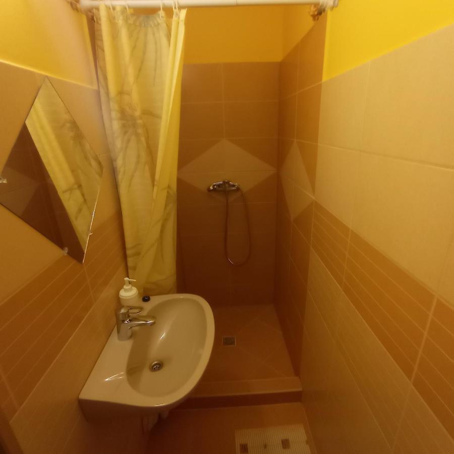 Rozsa Apartman 2 Alsóörs Buitenkant foto