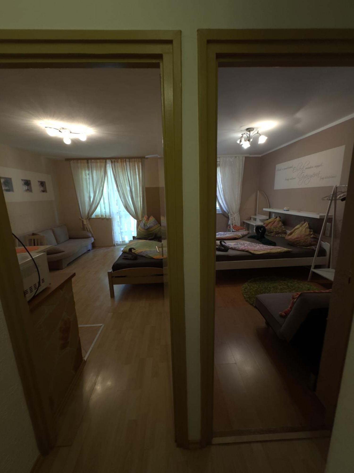 Rozsa Apartman 2 Alsóörs Kamer foto