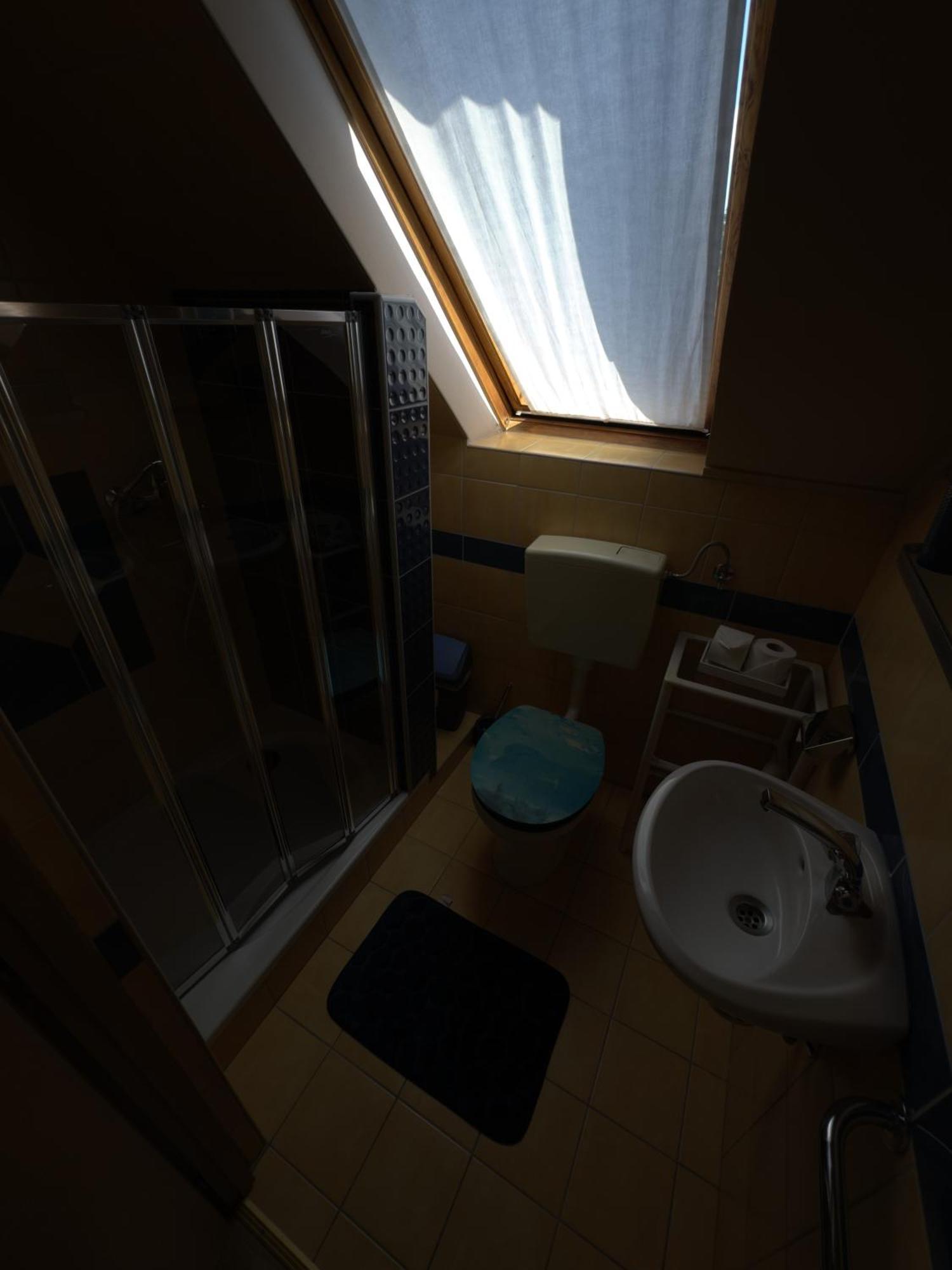 Rozsa Apartman 2 Alsóörs Kamer foto