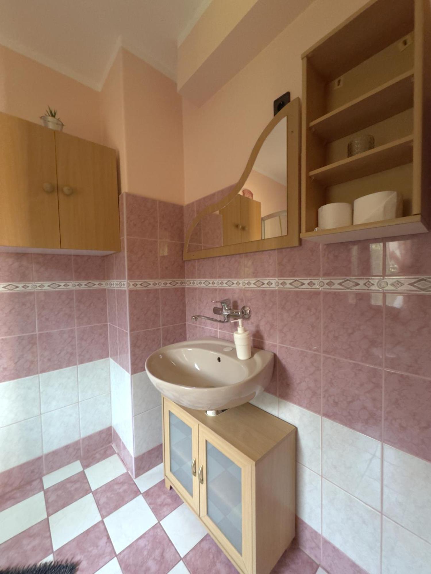 Rozsa Apartman 2 Alsóörs Kamer foto