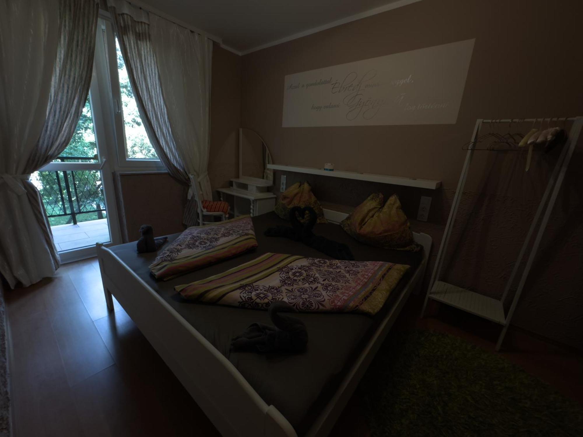 Rozsa Apartman 2 Alsóörs Kamer foto