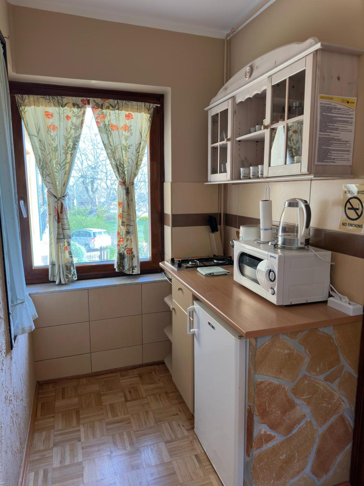 Rozsa Apartman 2 Alsóörs Kamer foto