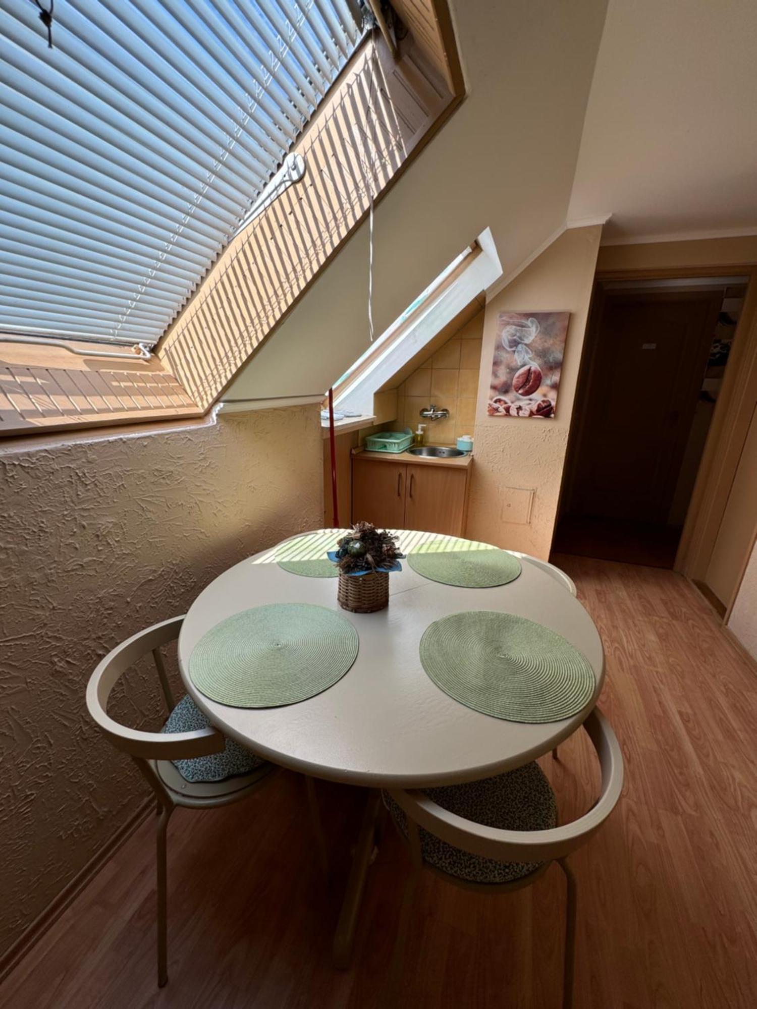 Rozsa Apartman 2 Alsóörs Kamer foto