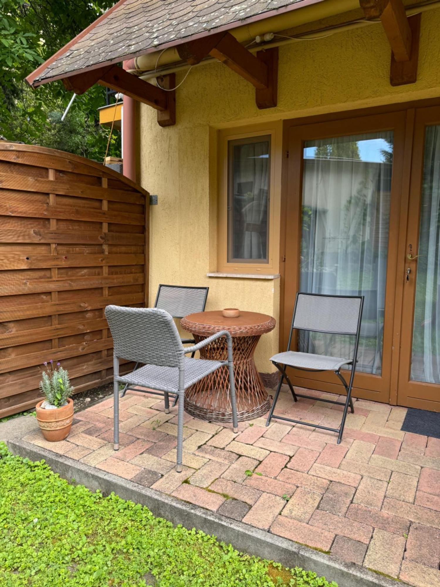 Rozsa Apartman 2 Alsóörs Kamer foto